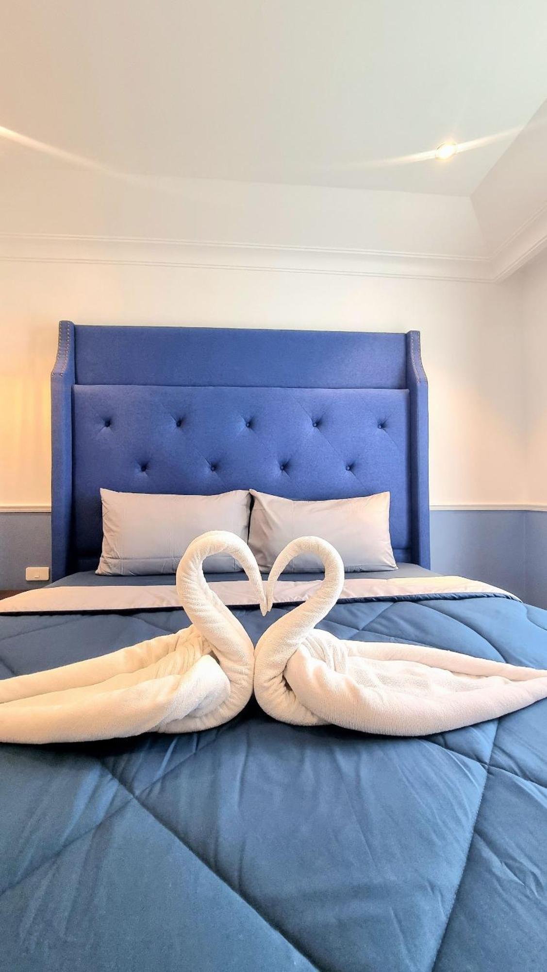 Seven Seas Cote D'Azur Resort Jomtien Na Chom Thian Exteriör bild