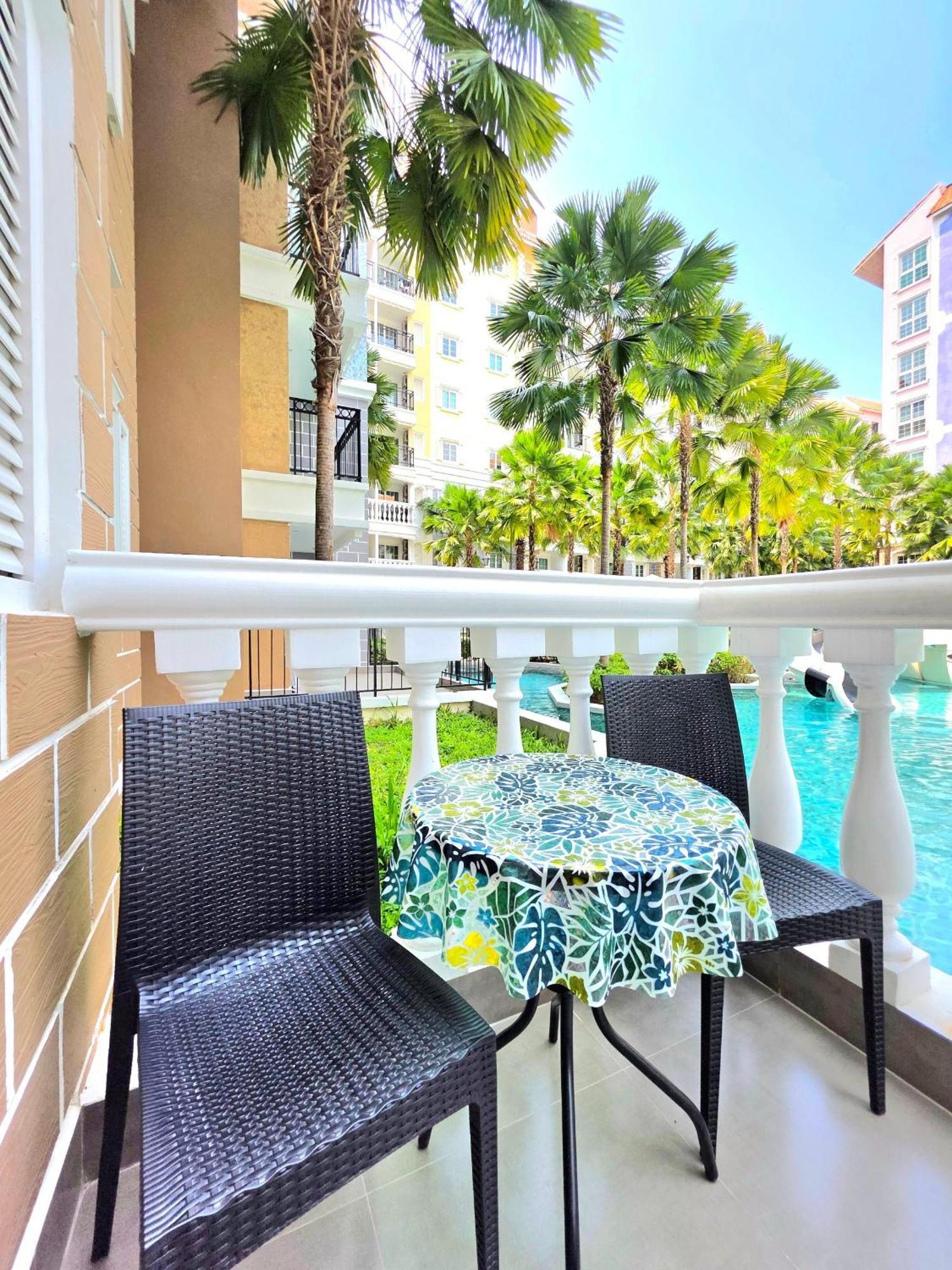 Seven Seas Cote D'Azur Resort Jomtien Na Chom Thian Exteriör bild